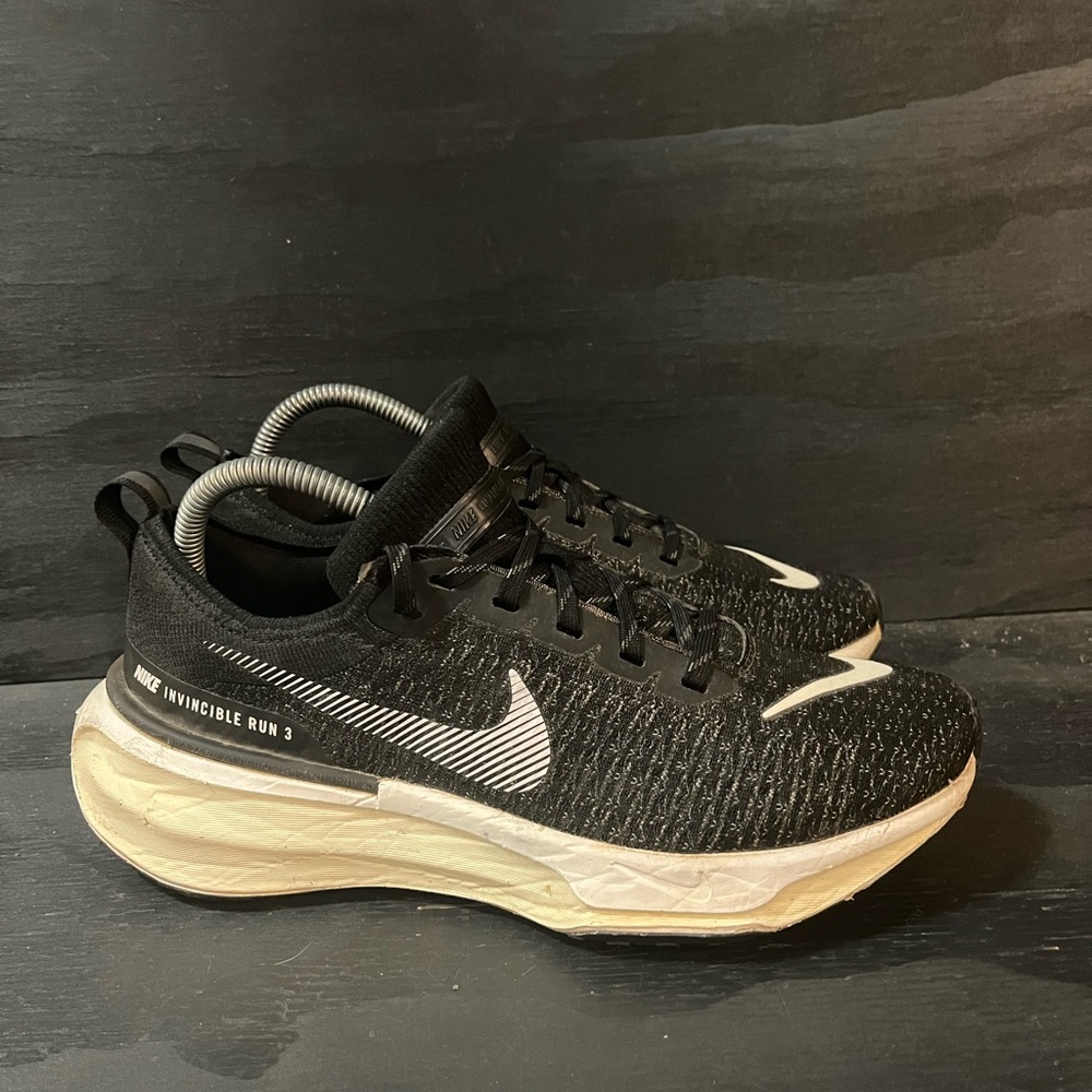Nike ZoomX Invincible Run 3 Womens Size 9 Black Athletic Running Shoes Sneakers